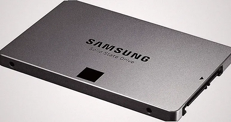 Samsung 840 EVO 120GB 2.5" SATA III Internal SSD High-Speed Solid State Drive