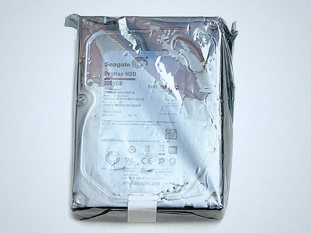 Seagate ST3000DM001 1ER166-301 3.0TB Sata 3.5-inch (RPM): 7,200 RPM
